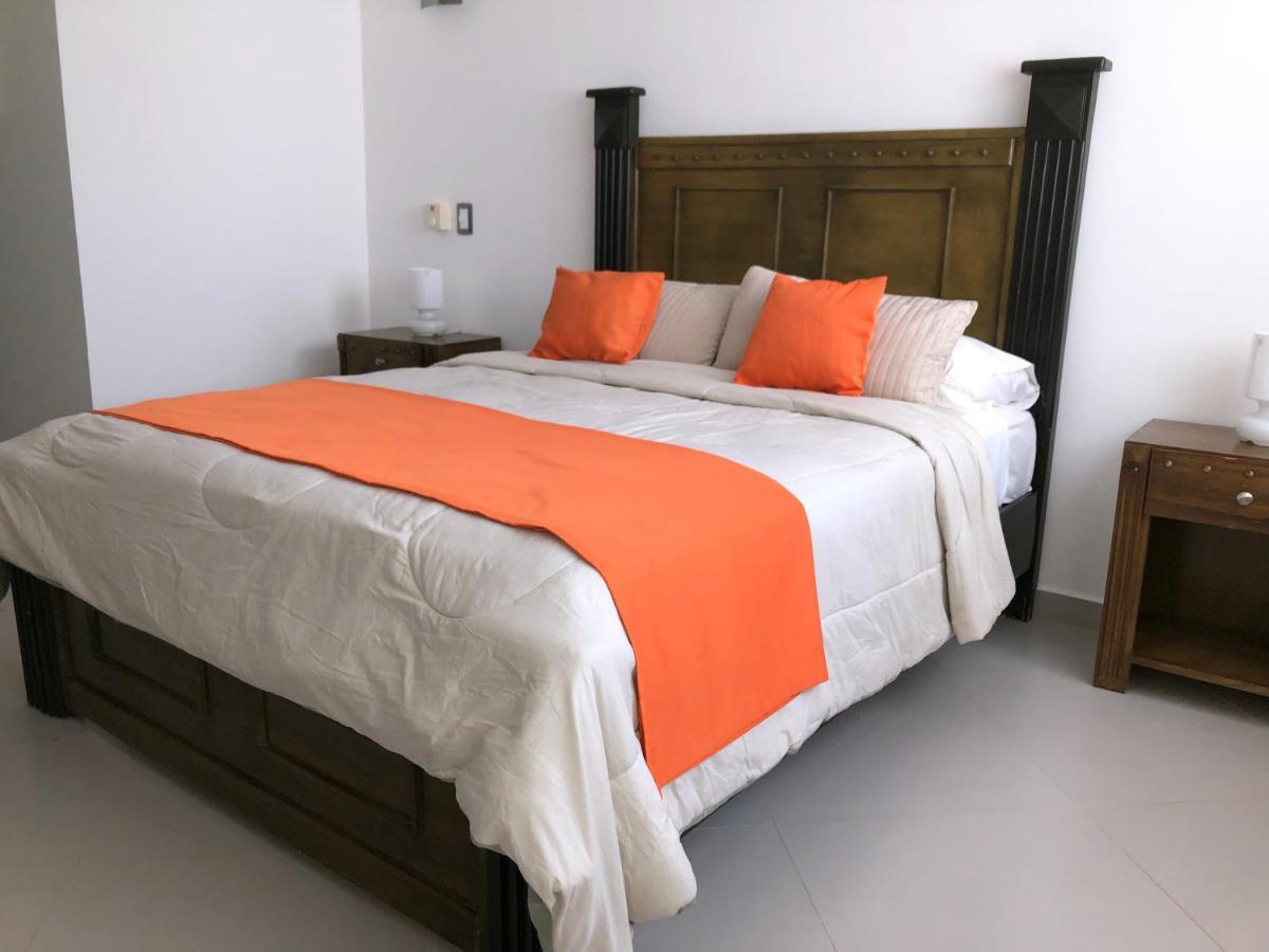 Figaro Hotel Samana Bagian luar foto