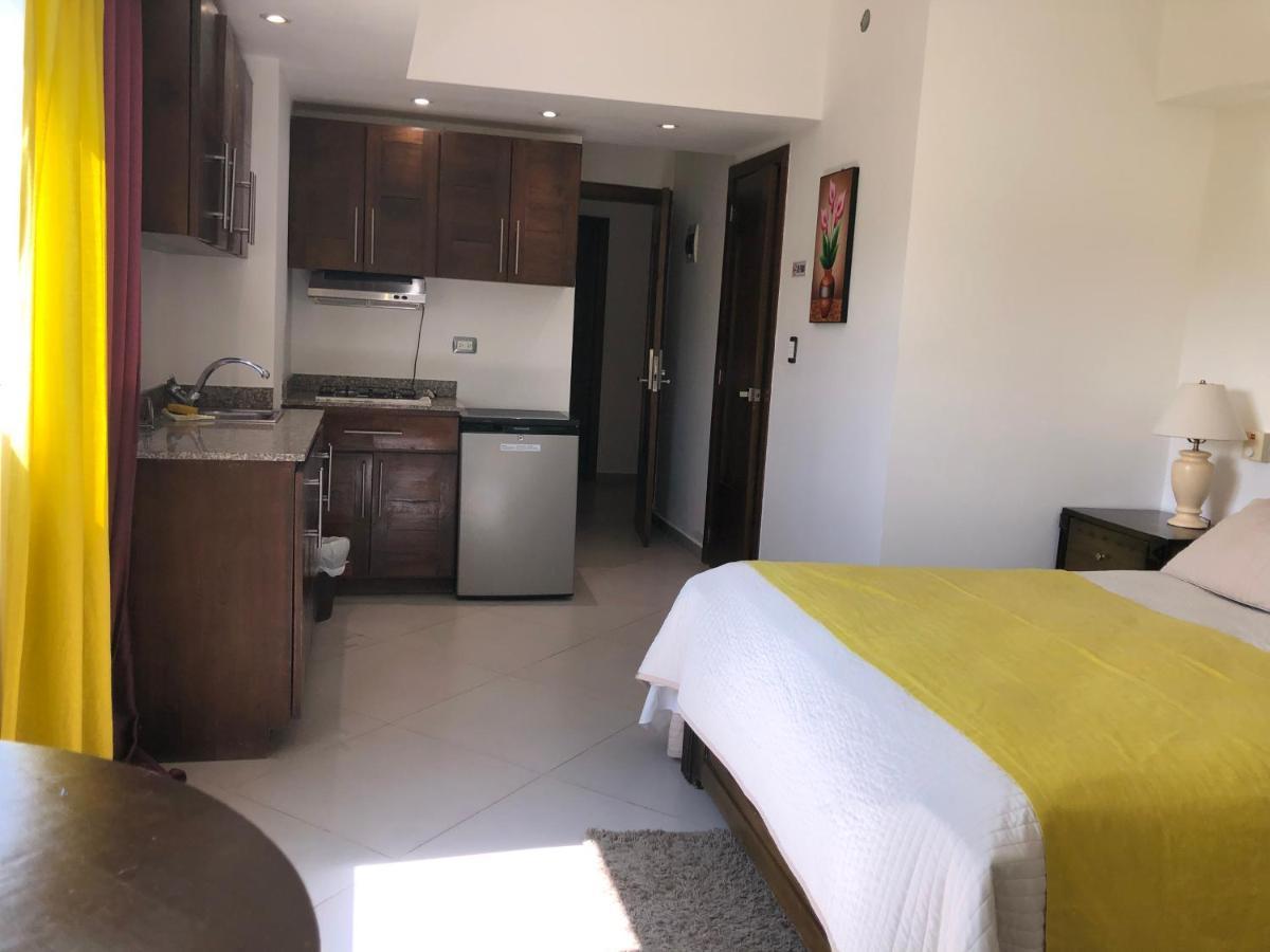 Figaro Hotel Samana Bagian luar foto