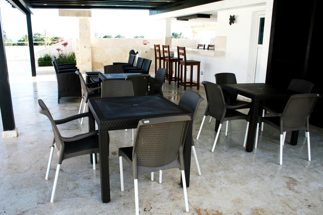 Figaro Hotel Samana Bagian luar foto