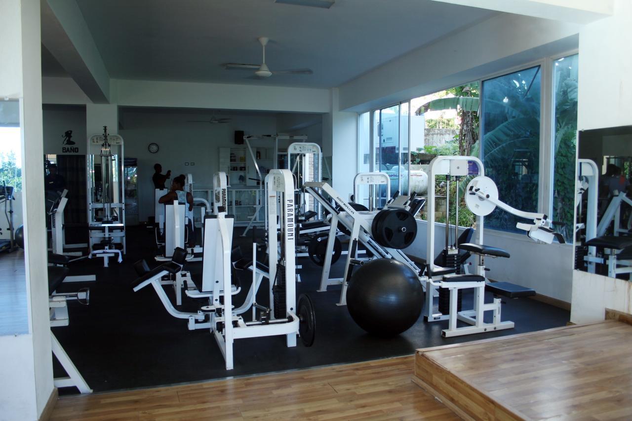 Figaro Hotel Samana Bagian luar foto