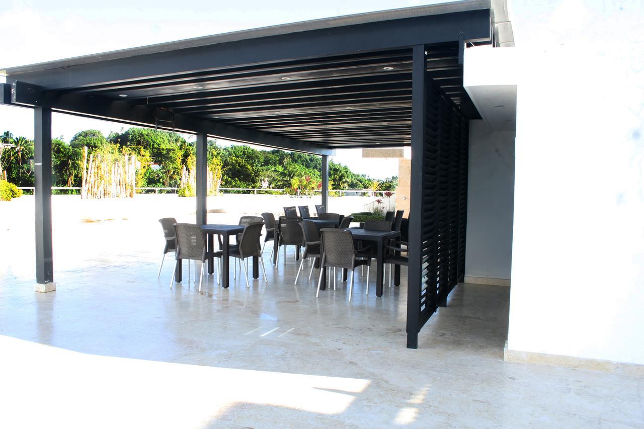 Figaro Hotel Samana Bagian luar foto