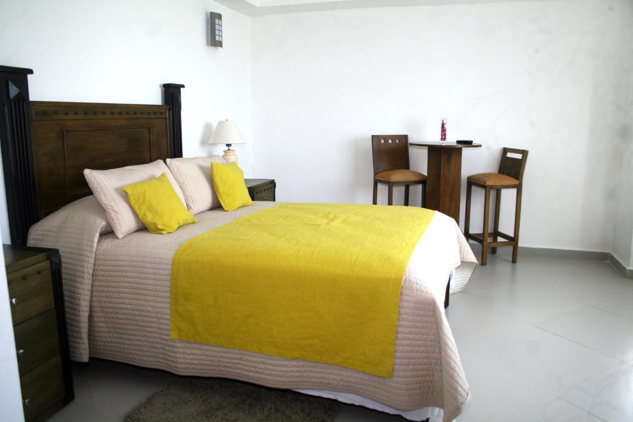 Figaro Hotel Samana Bagian luar foto