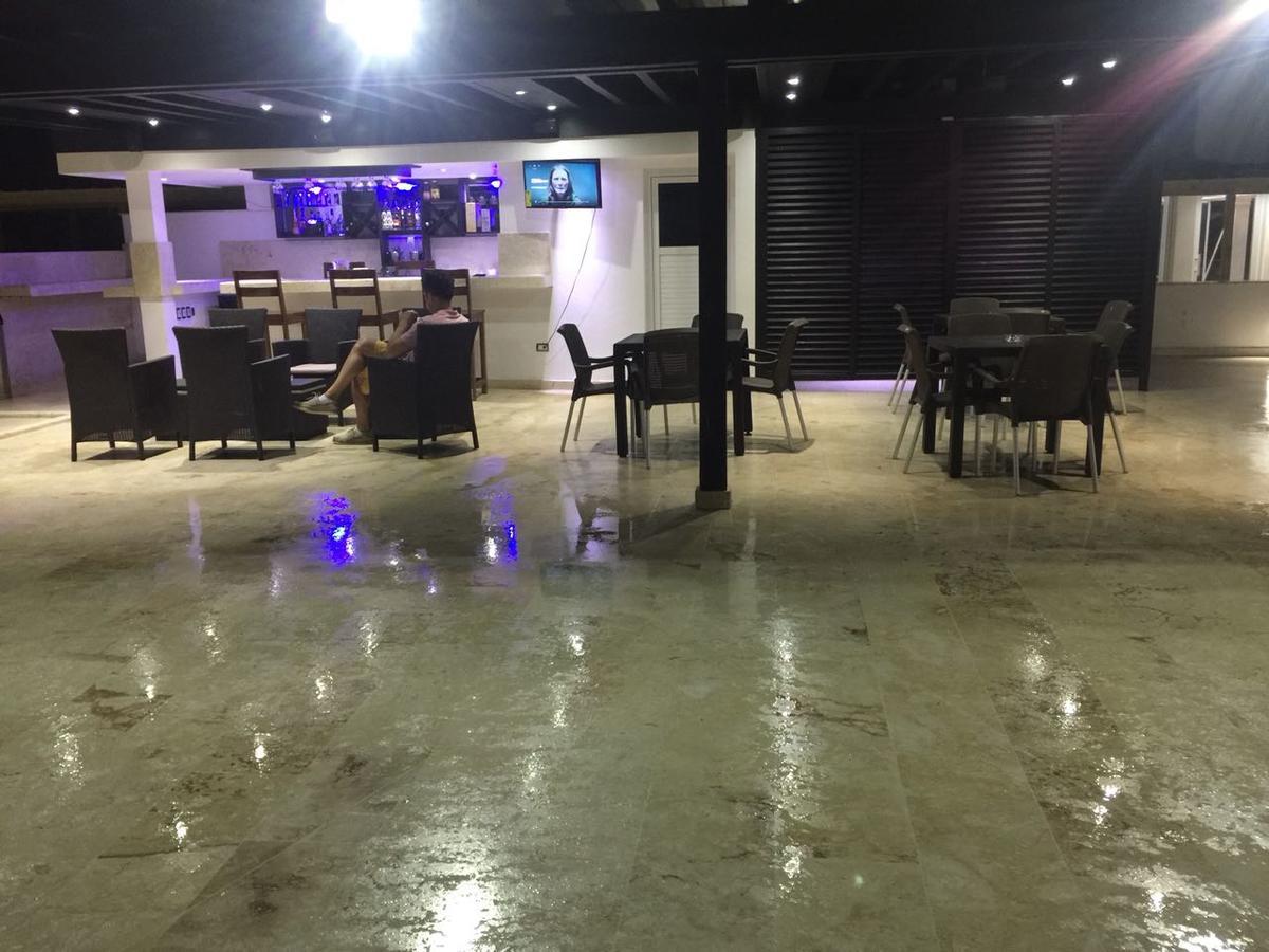 Figaro Hotel Samana Bagian luar foto
