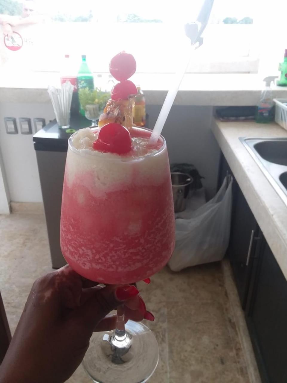 Figaro Hotel Samana Bagian luar foto