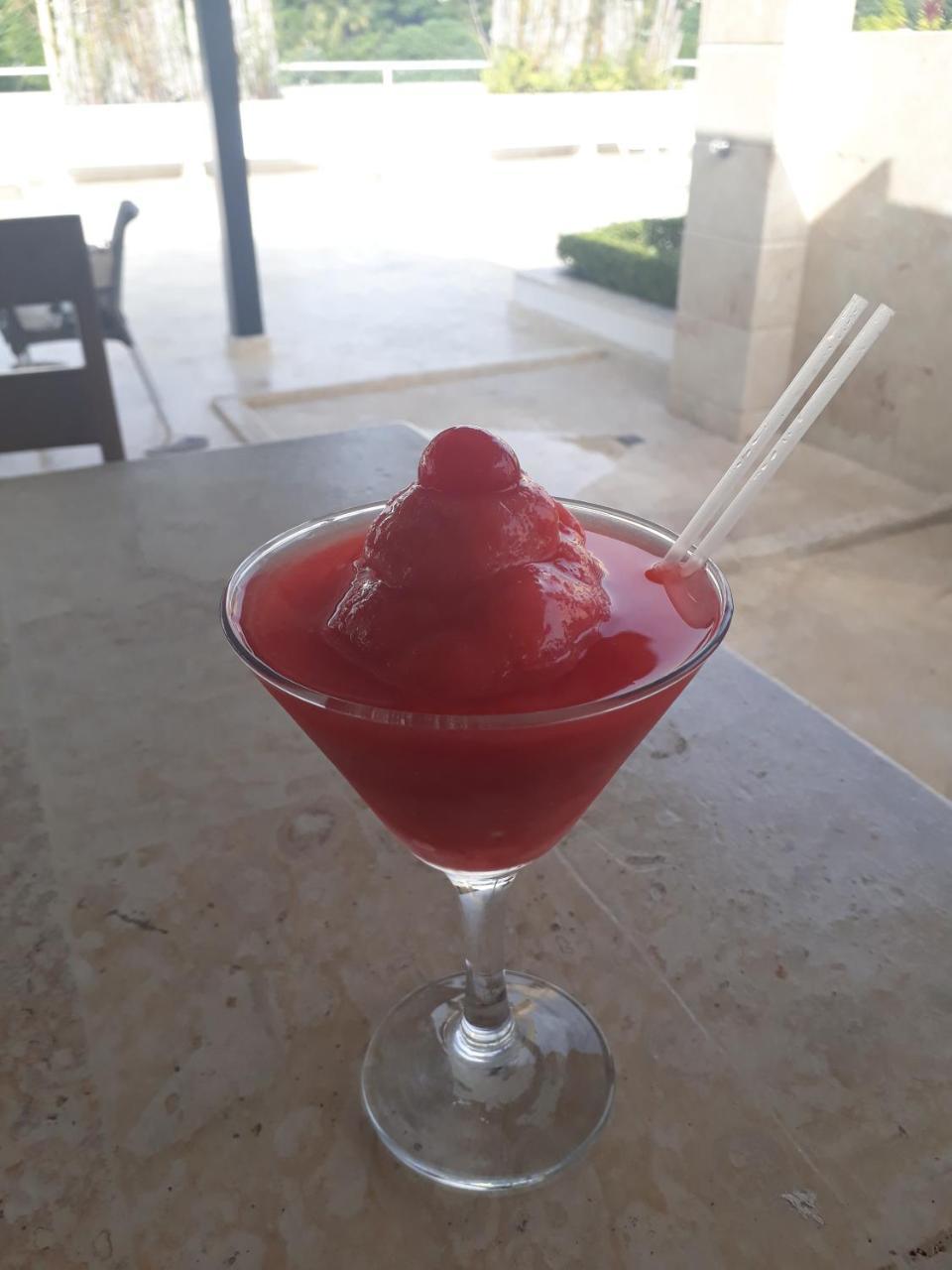 Figaro Hotel Samana Bagian luar foto